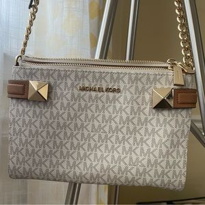 Michael Kors Crossbody